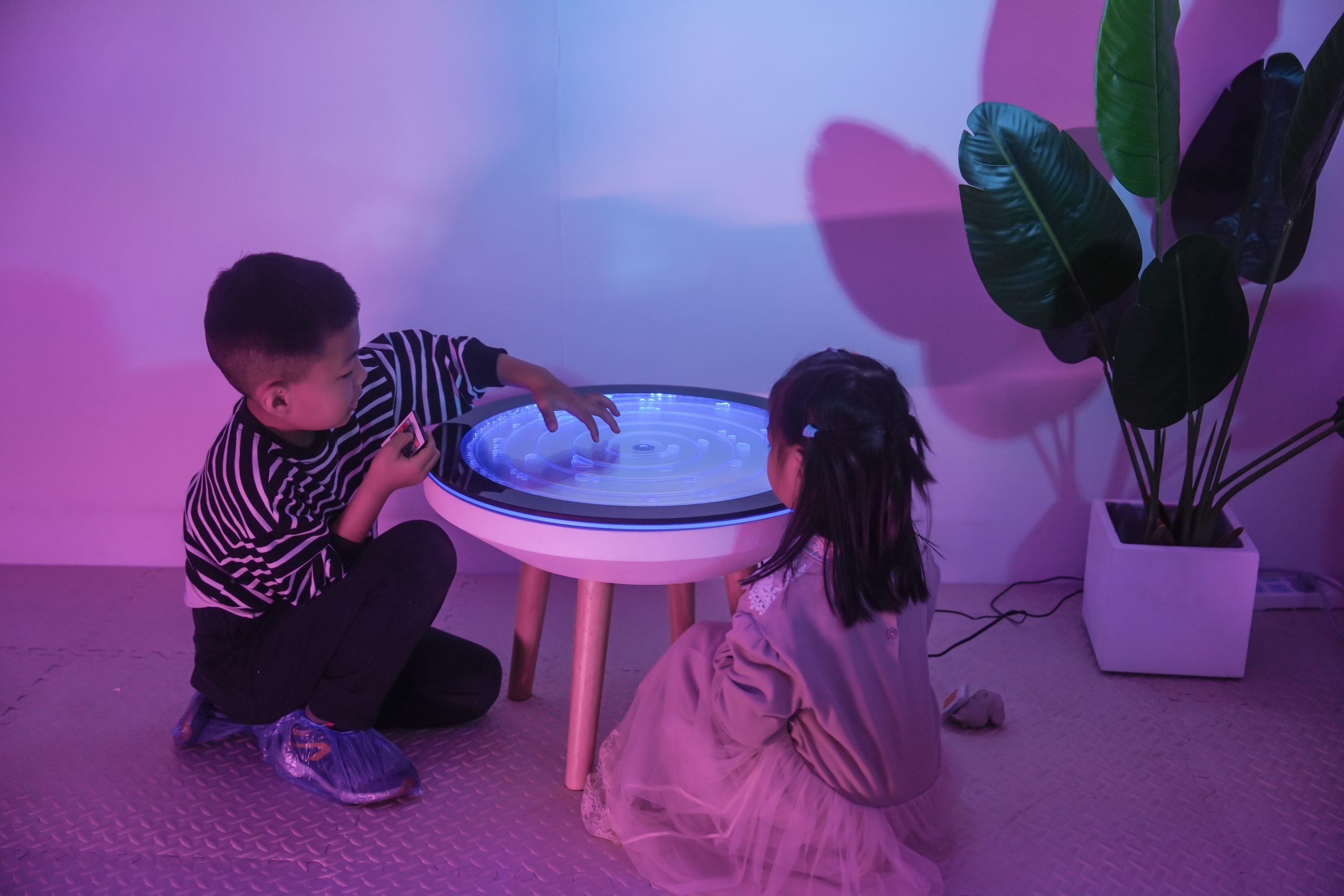 Maze Bubble Table | Sensory Tools