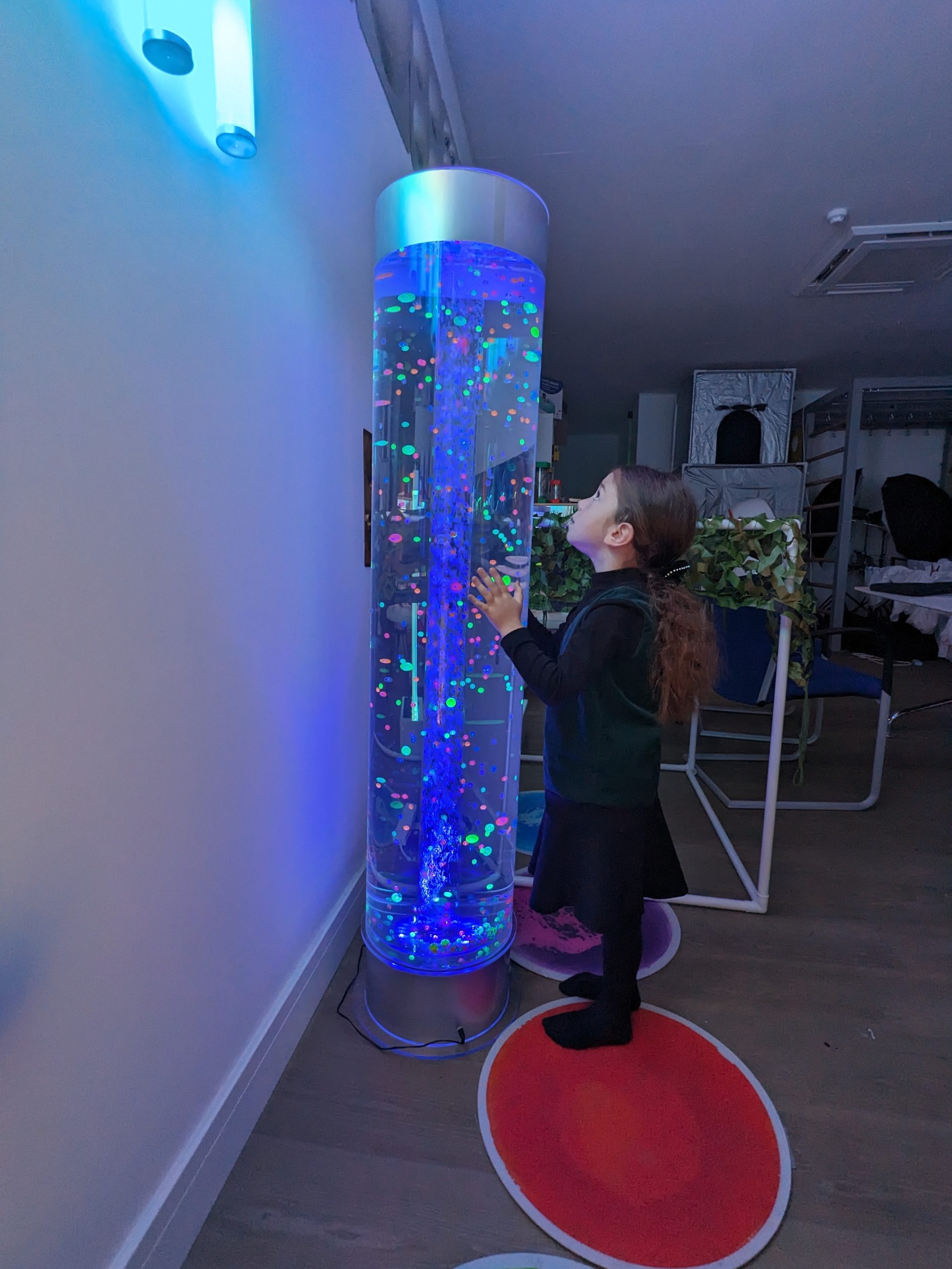 Extra Wide Bubble Tube – with Floating Balls and Remote 1.5m Tall x 30cm Diameter | Bubble Tubes